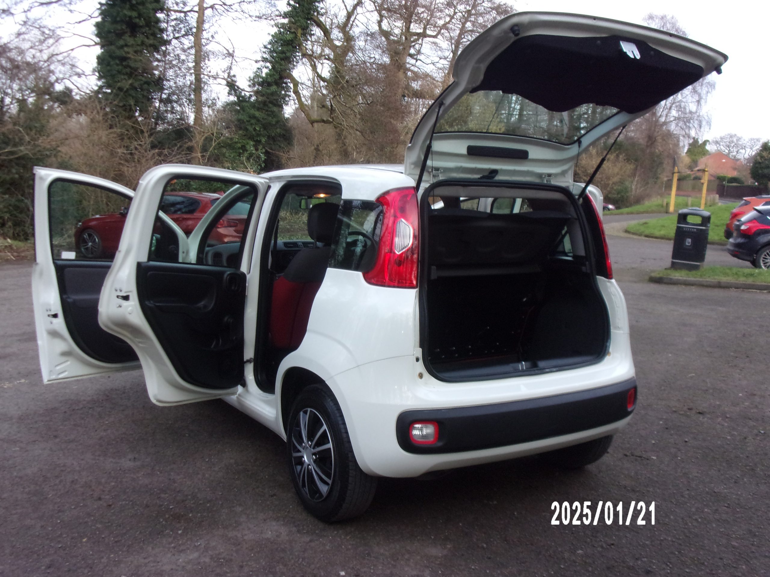 2013 13 Fiat Panda 1.2cc Pop 5 Door