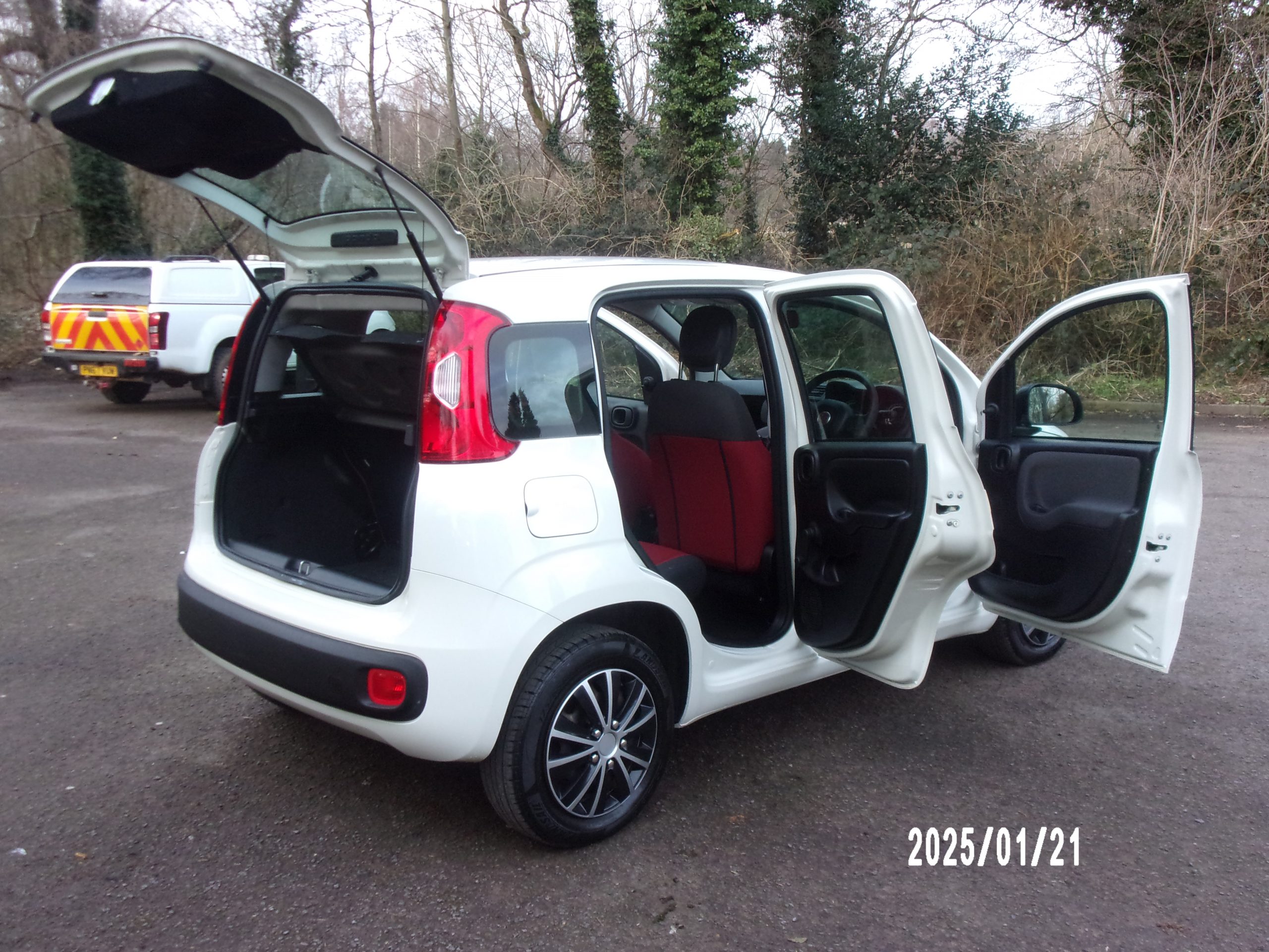 2013 13 Fiat Panda 1.2cc Pop 5 Door