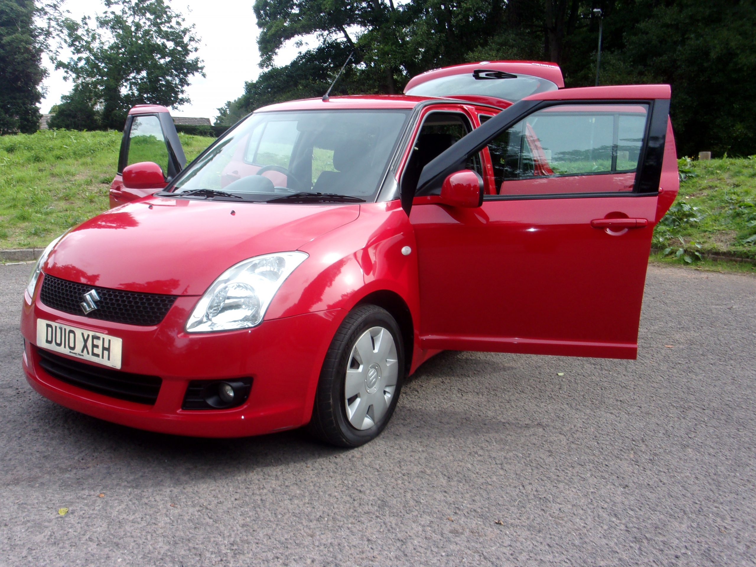 2010 10 Suzuki Swift SZ3 1.3 cc 5 Door