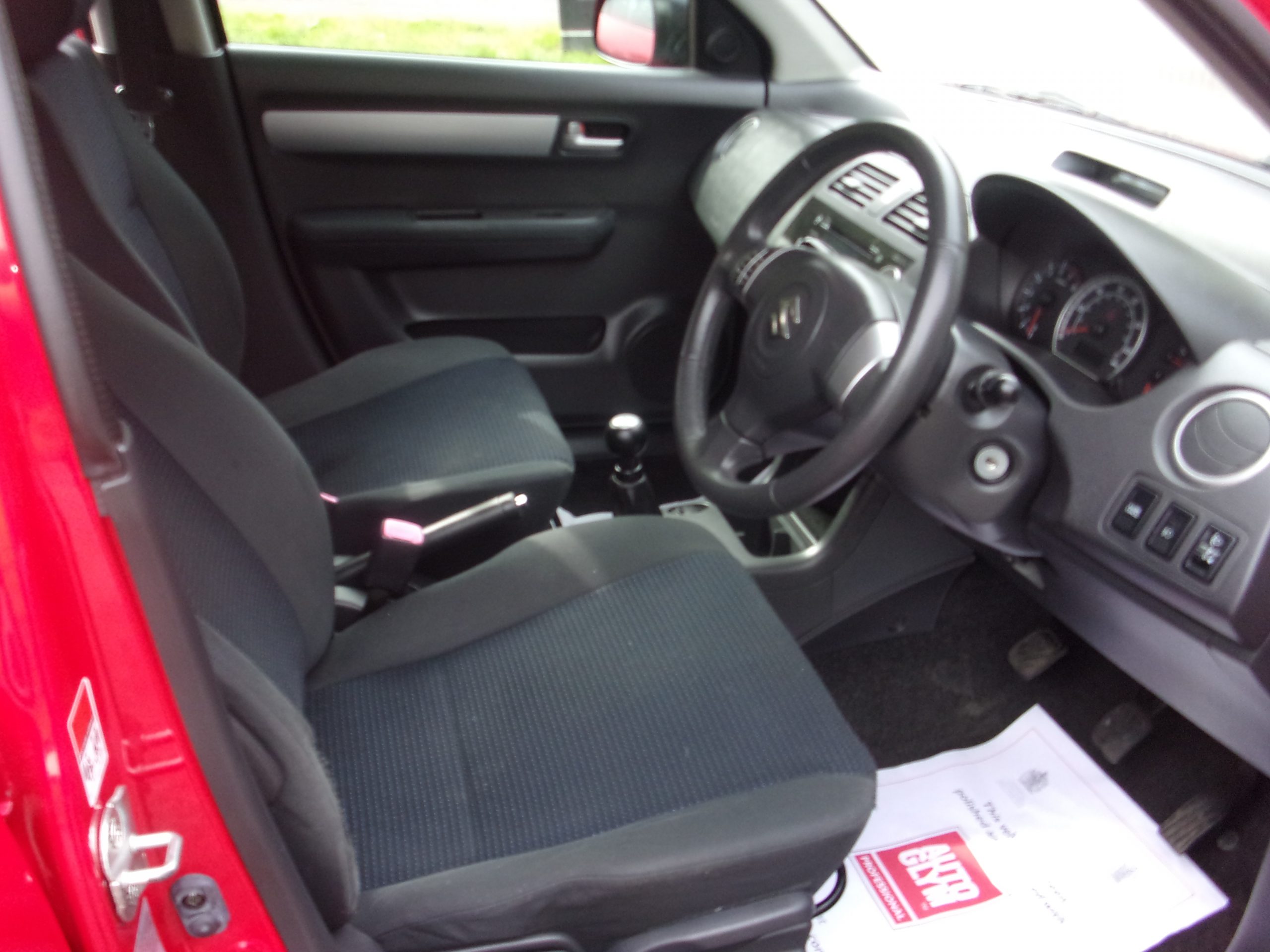 2010 10 Suzuki Swift SZ3 1.3 cc 5 Door