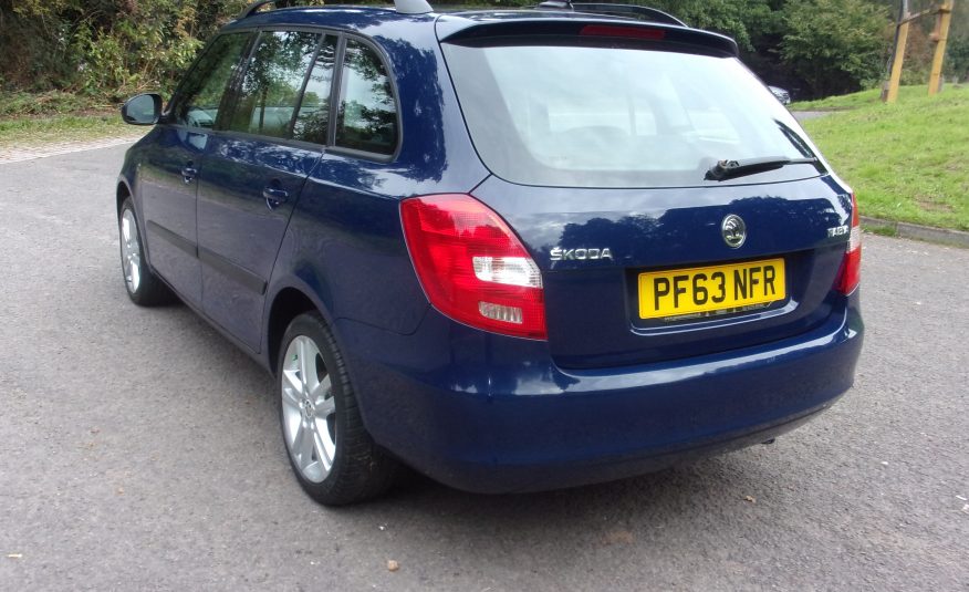 2014 63 Skoda Fabia Elegance 1.6cc TDI CR 105 Bhp Estate