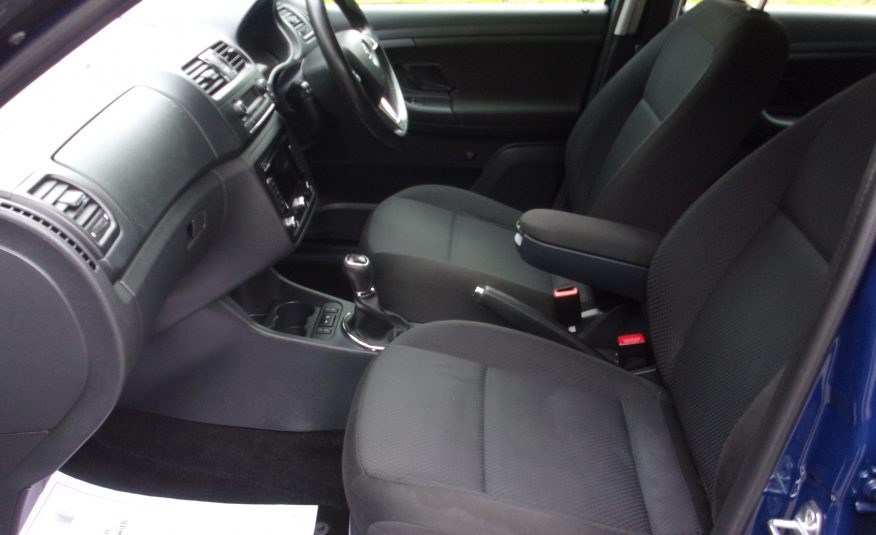 2014 63 Skoda Fabia Elegance 1.6cc TDI CR 105 Bhp Estate