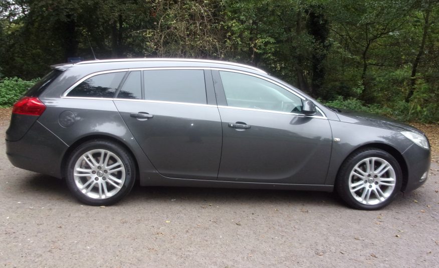 2010 10 Vauxhall Insignia Exclusive 2.0cc 160 Bhp CDTI Estate
