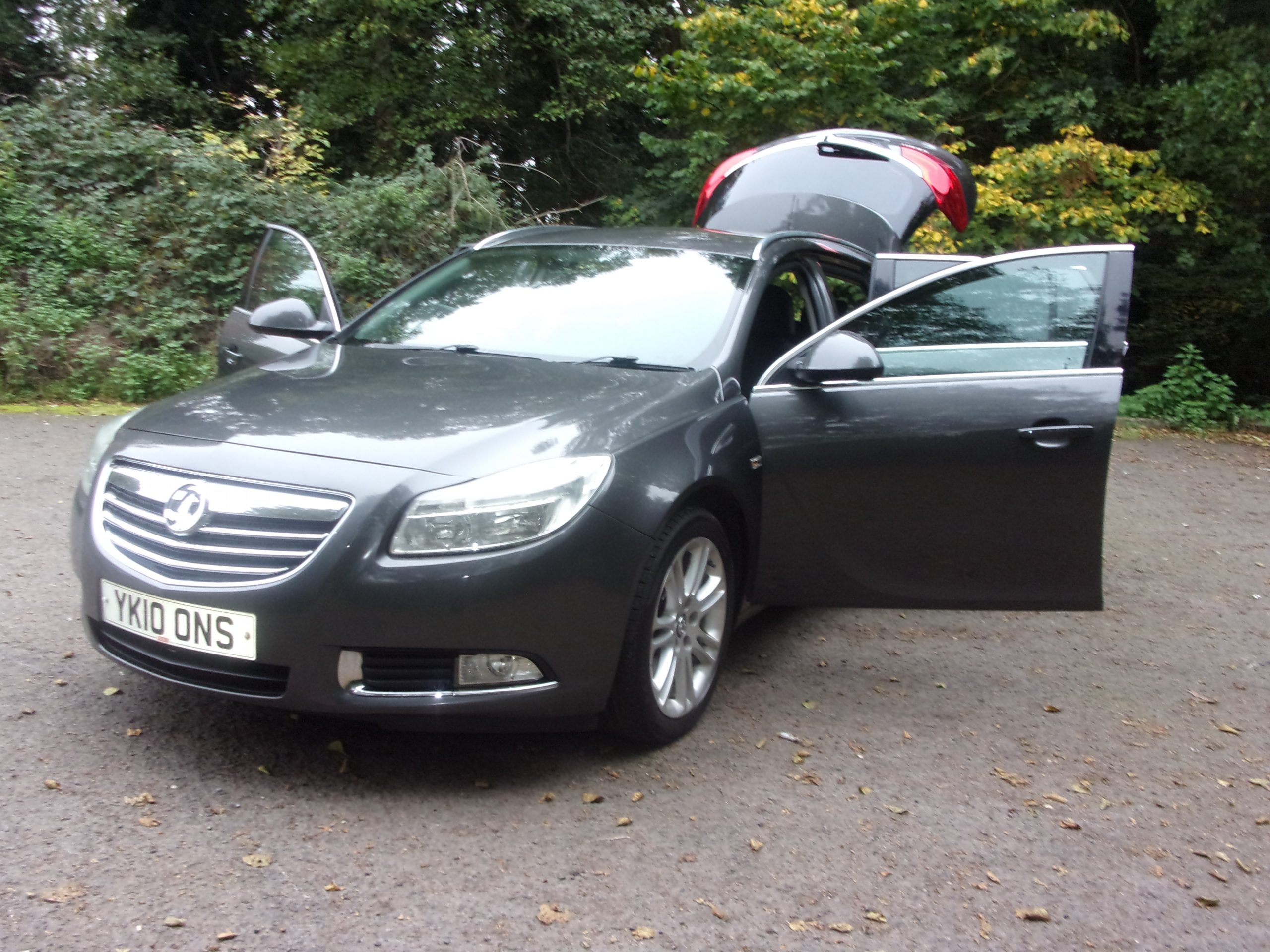 2010 10 Vauxhall Insignia Exclusive 2.0cc 160 Bhp CDTI Estate