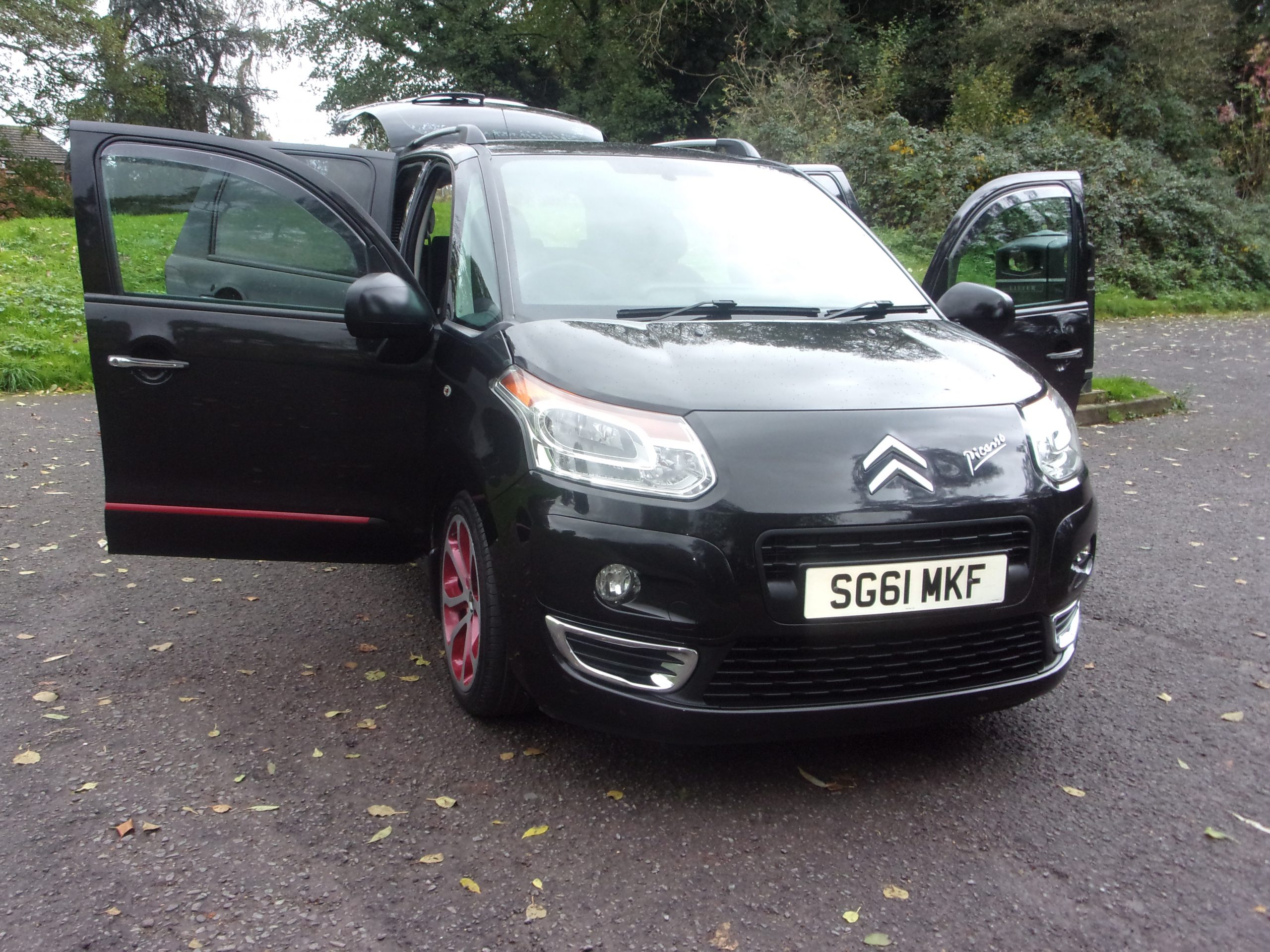 2011 61 Citroen C3 Picasso Backcherry 1.6HDI