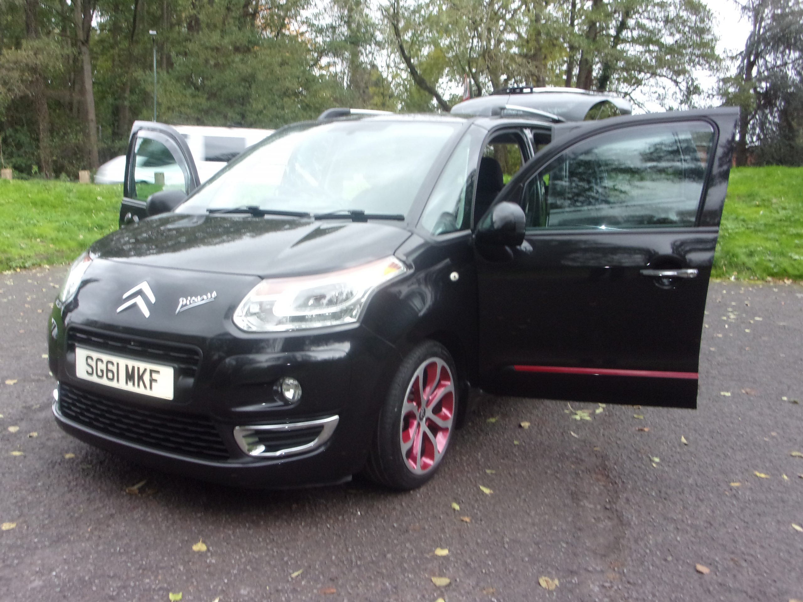 2011 61 Citroen C3 Picasso Backcherry 1.6HDI